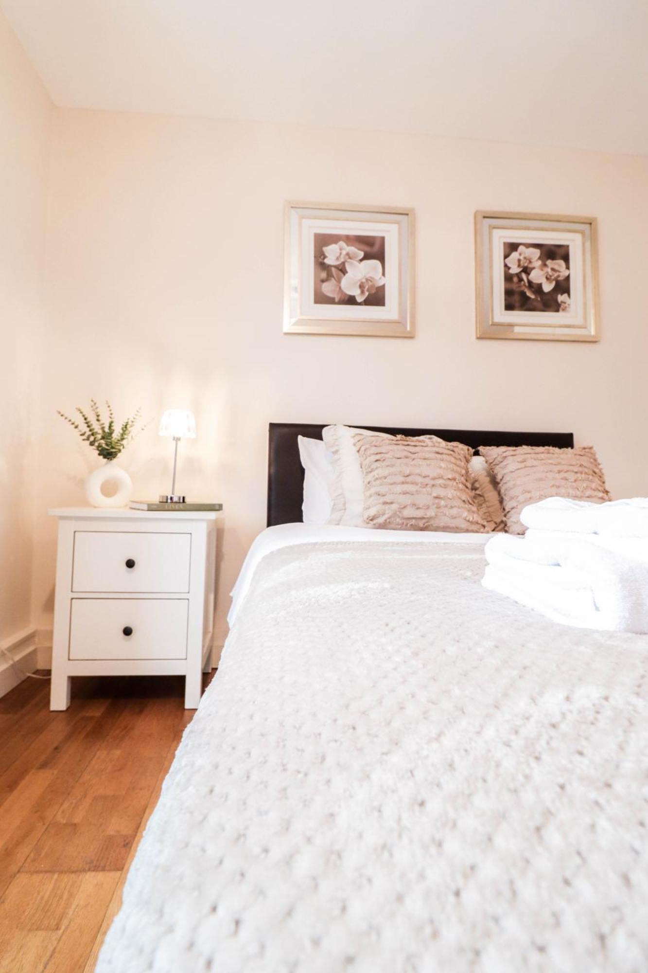 Gorgeous 2-Bedroom London Apartment Exterior photo