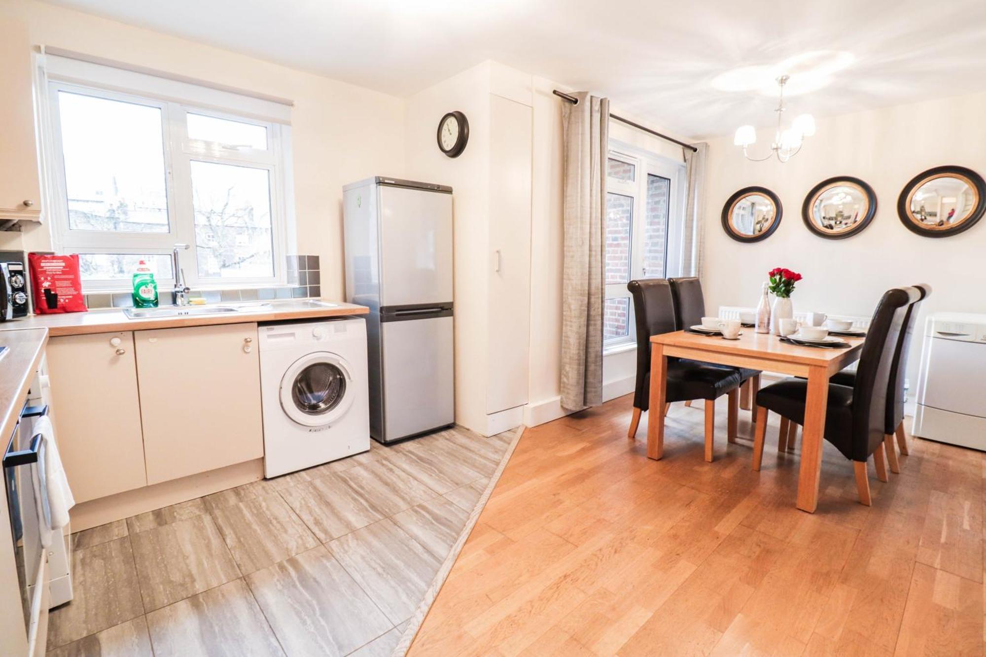 Gorgeous 2-Bedroom London Apartment Exterior photo